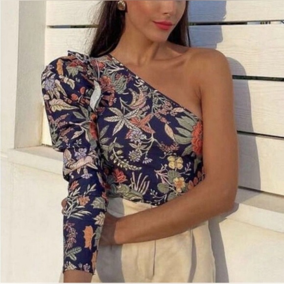 Zara- Floral One-Shoulder Top. Size S - Picture 3 of 8